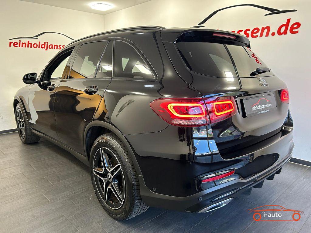 Mercedes-Benz GLC 220d AMG 4Matic za 42190€