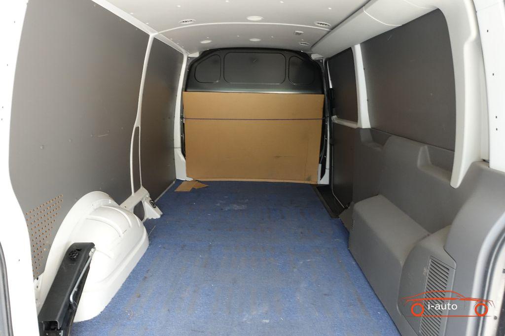 Volkswagen T6.1 Transporter lang FWD za 21900€