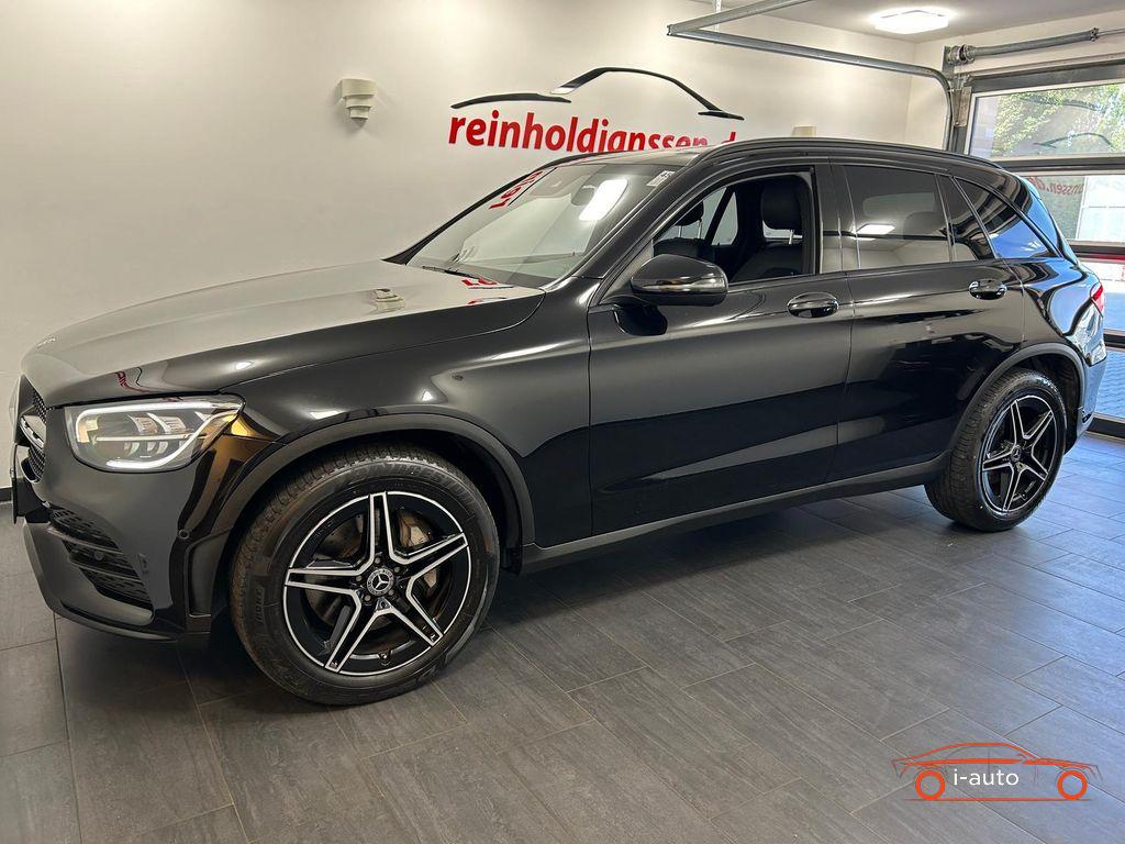 Mercedes-Benz GLC 220d AMG 4Matic za 42190€