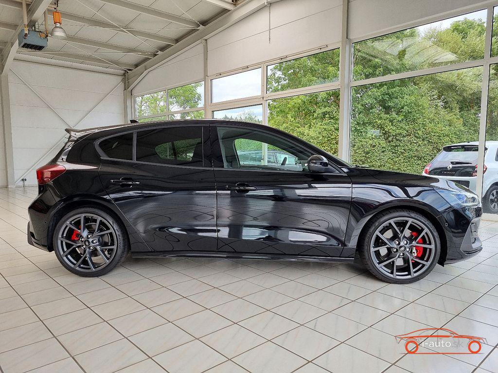 Ford Focus ST X 2.3l EcoBoost za 39100€