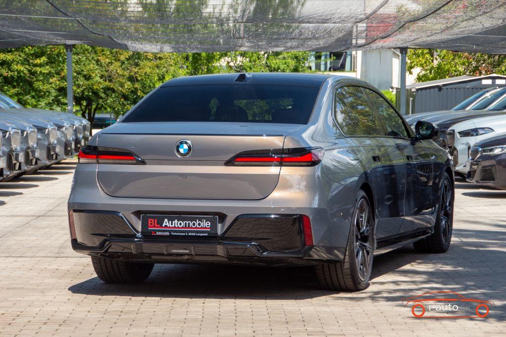 BMW 740d xDrive M SPORT za 131420€