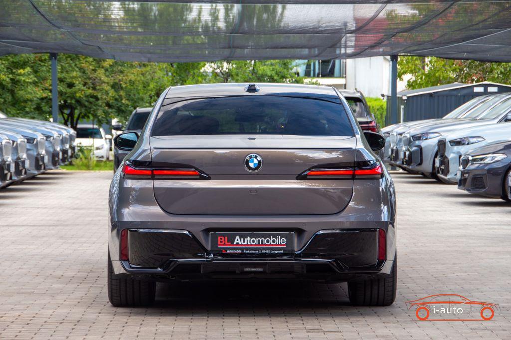 BMW 740d xDrive M SPORT za 131420€