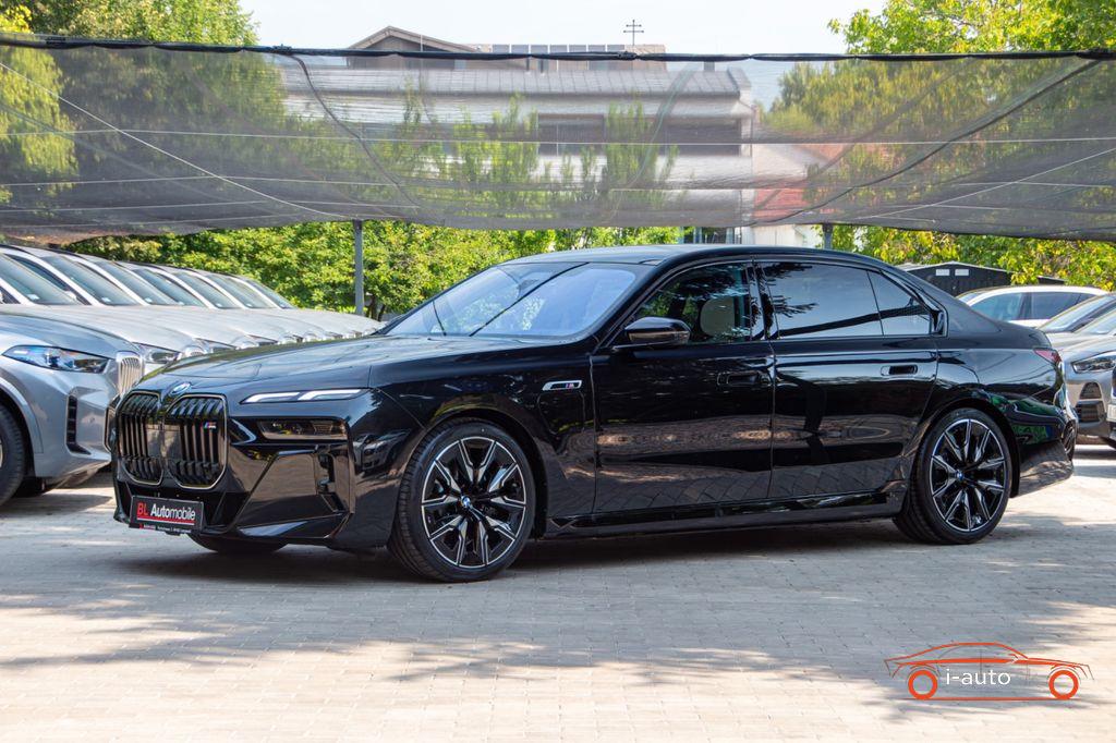 BMW M760e EXECUTIVE za 145600€