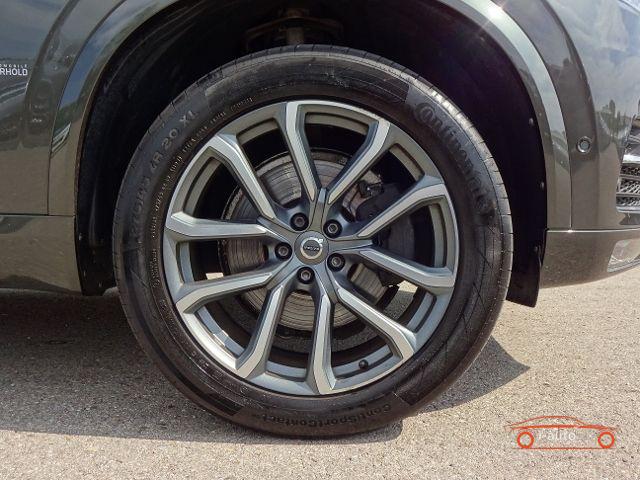 Volvo XC90 D5 AWD Inscription za 41600€