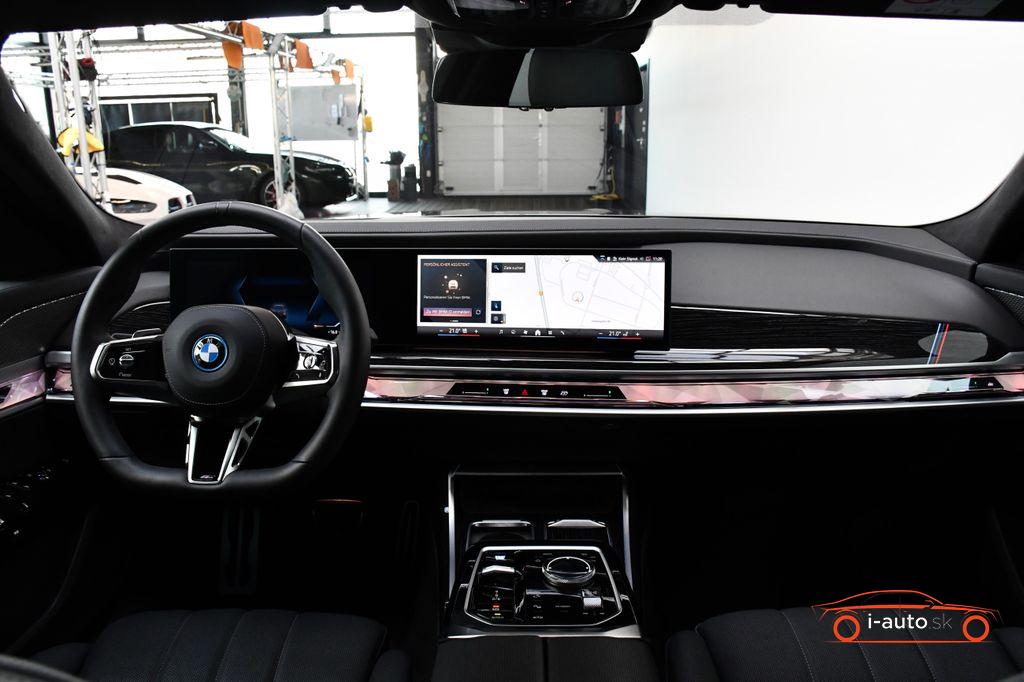 BMW i7 xDrive 60 M Sport  za 104890€