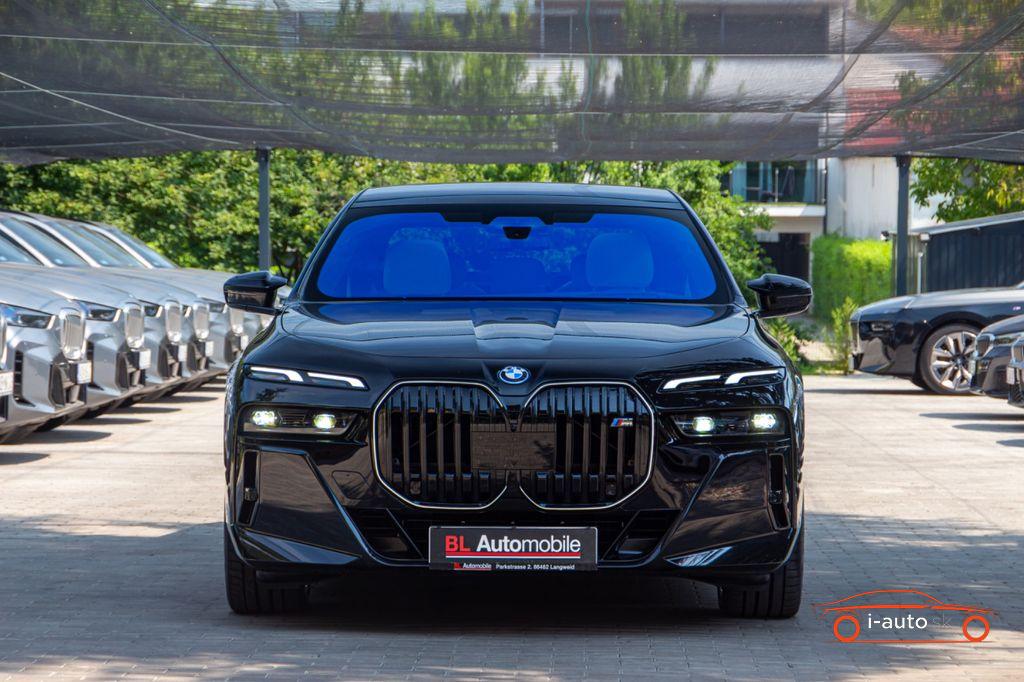 BMW M760e EXECUTIVE za 145600€