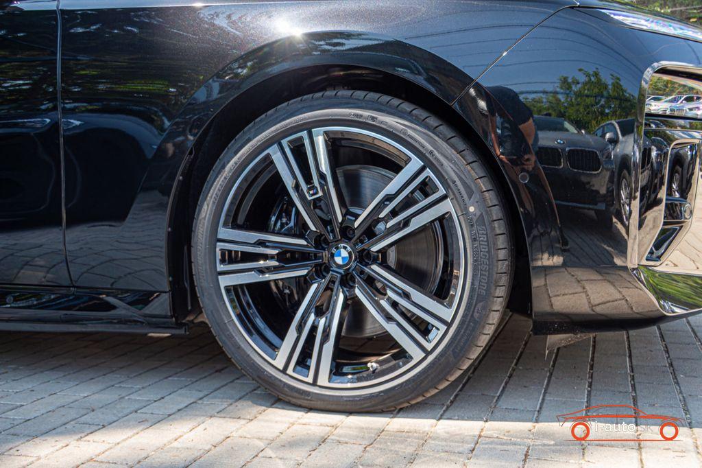 BMW M760e xDrive za 141990€