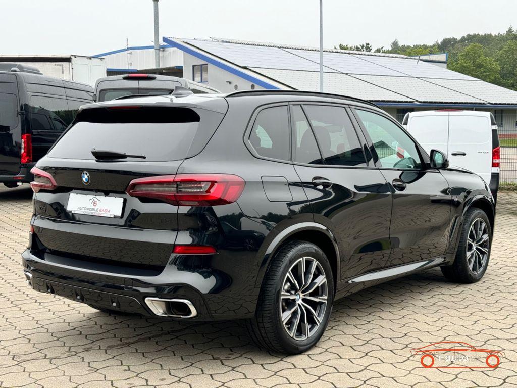 BMW X5 xDrive 40d M Sport za 81700€