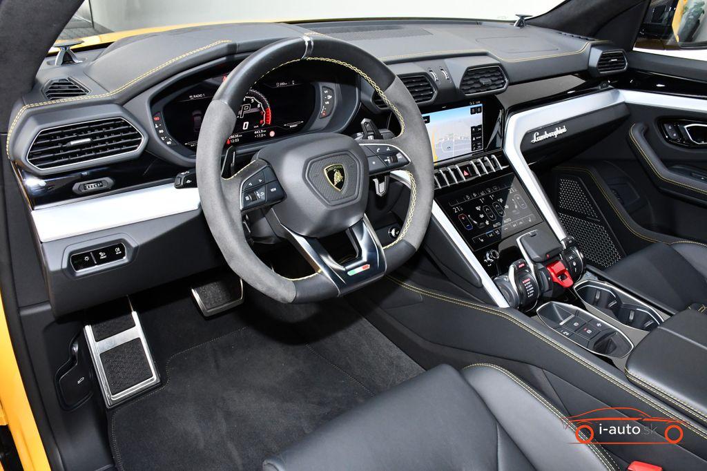 Lamborghini Urus  za 265600€