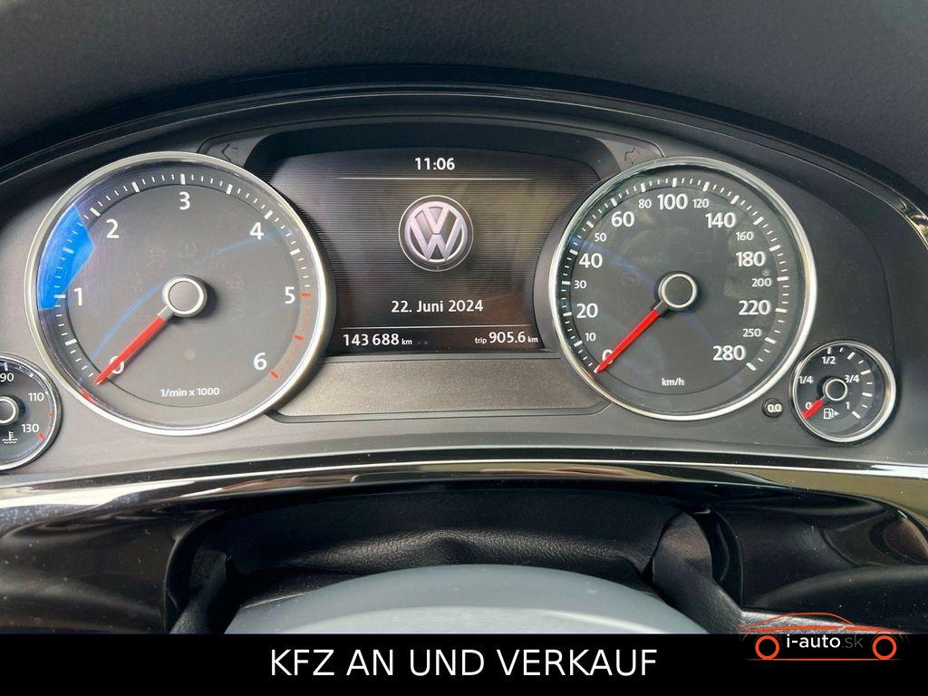 Volkswagen Touareg 3.0 TDI V6 Executive Edition za 34510€