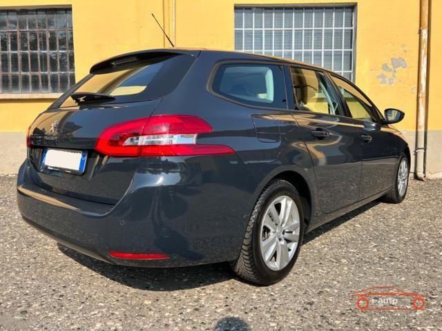 Peugeot 308 1.5 HDi 130 za 12800€