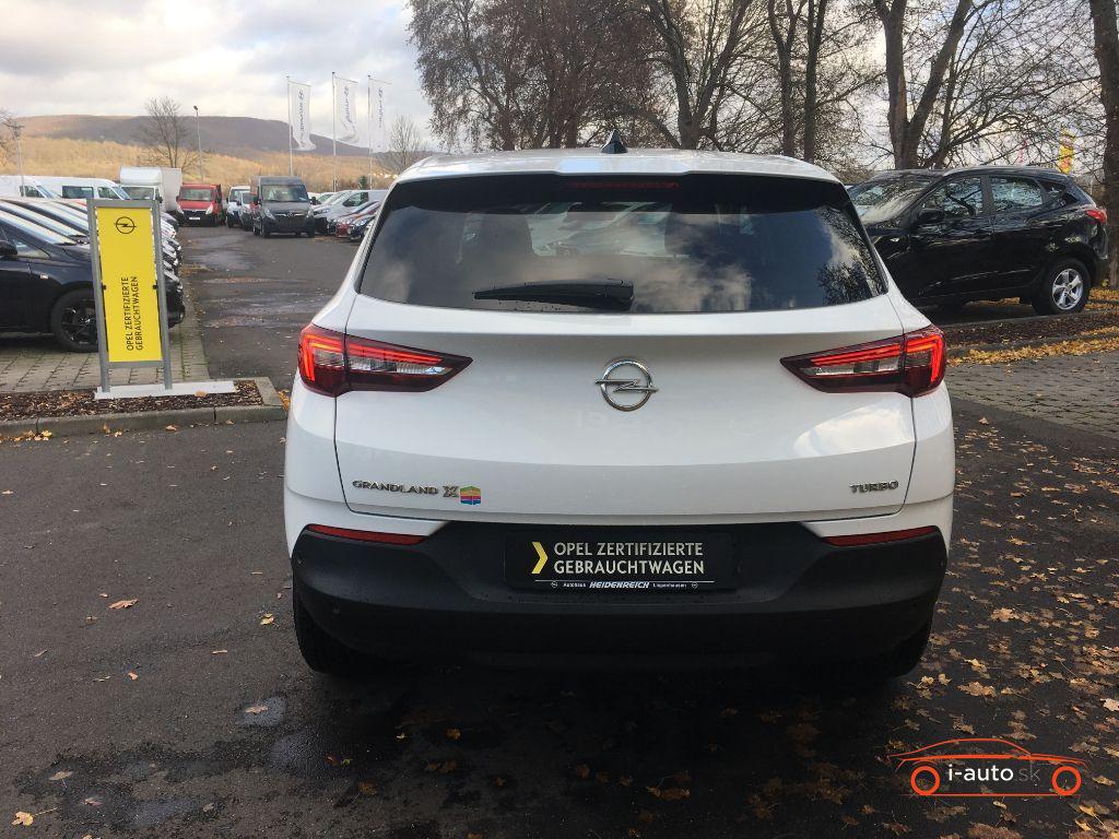 Opel Grandland X 1.2 za 16500€