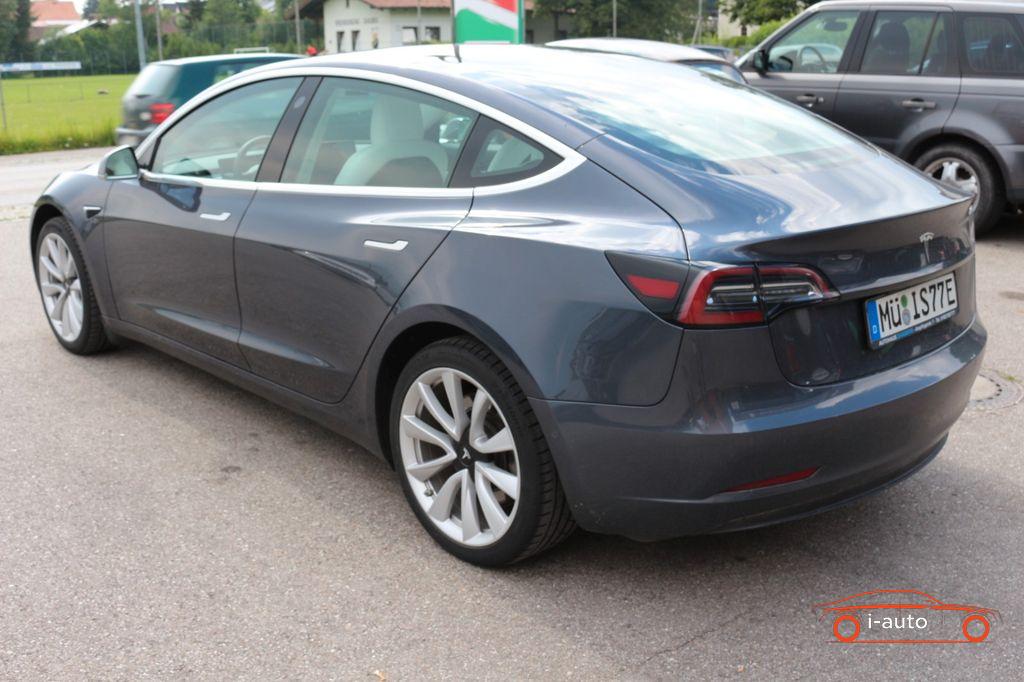 Tesla Model 3  za 24800€