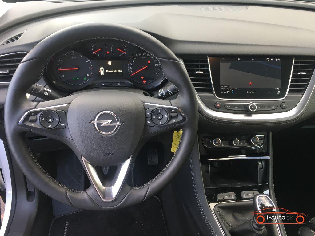 Opel Grandland X 1.2 za 16500€