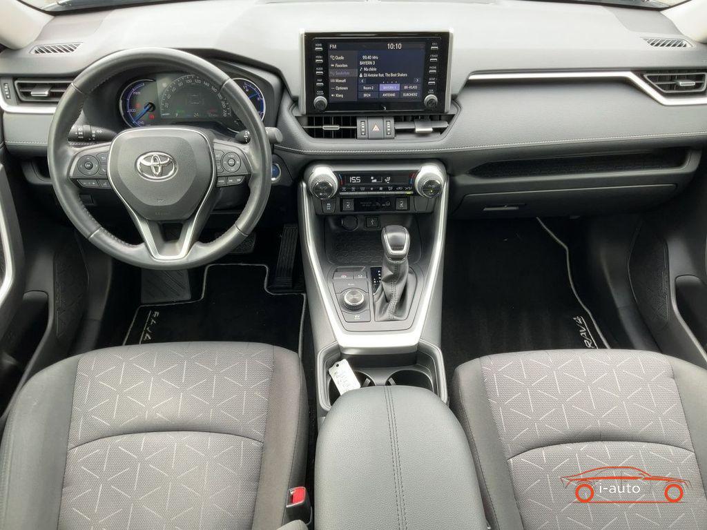 Toyota RAV4 2.5 hybrid 4x4 COMFORT za 31300€