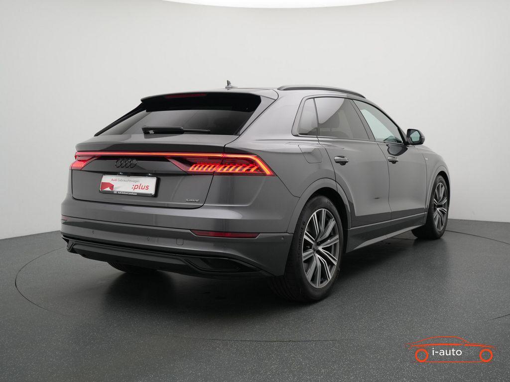 Audi Q8 55 TFSI quattro S LINE  za 61590€