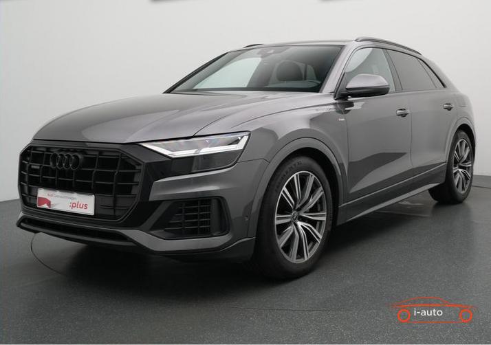 Audi Q8 55 TFSI quattro S LINE  za 61 590.00€