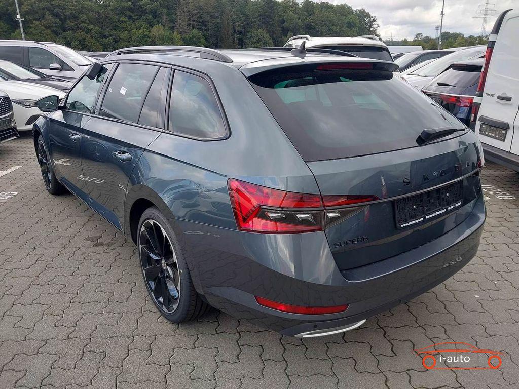 Skoda Superb Combi 1.4 TSI iV DSG Sportline za 26000€