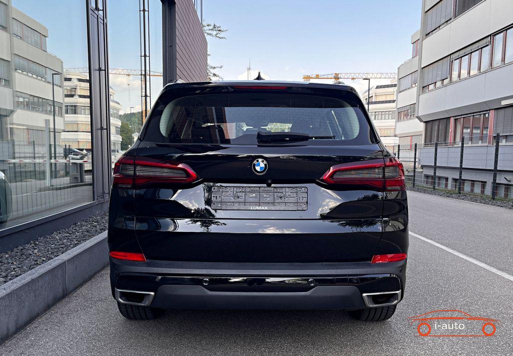 BMW X5 xDrive30d za 49990€