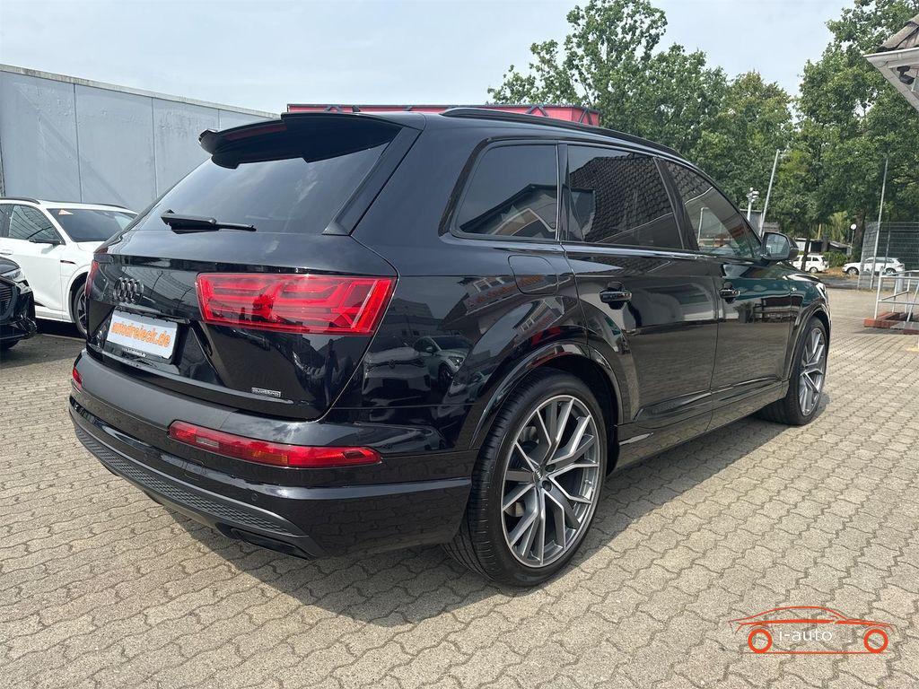 Audi Q7 3.0 TDI S line za 44500€