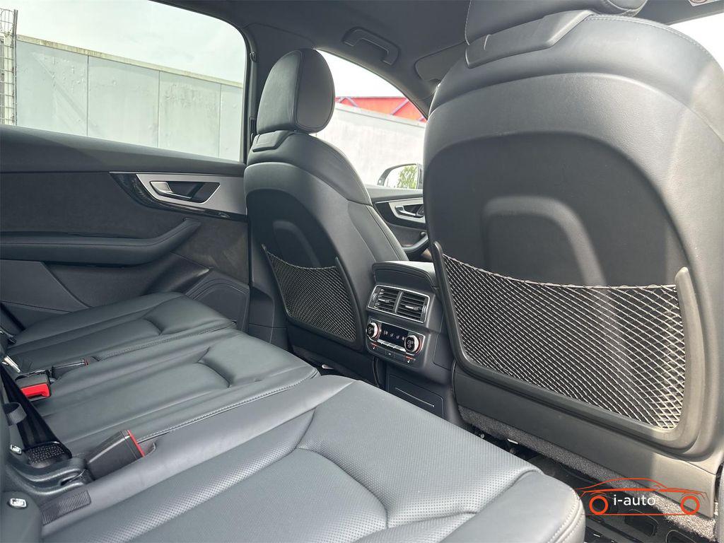 Audi Q7 3.0 TDI S line za 44500€