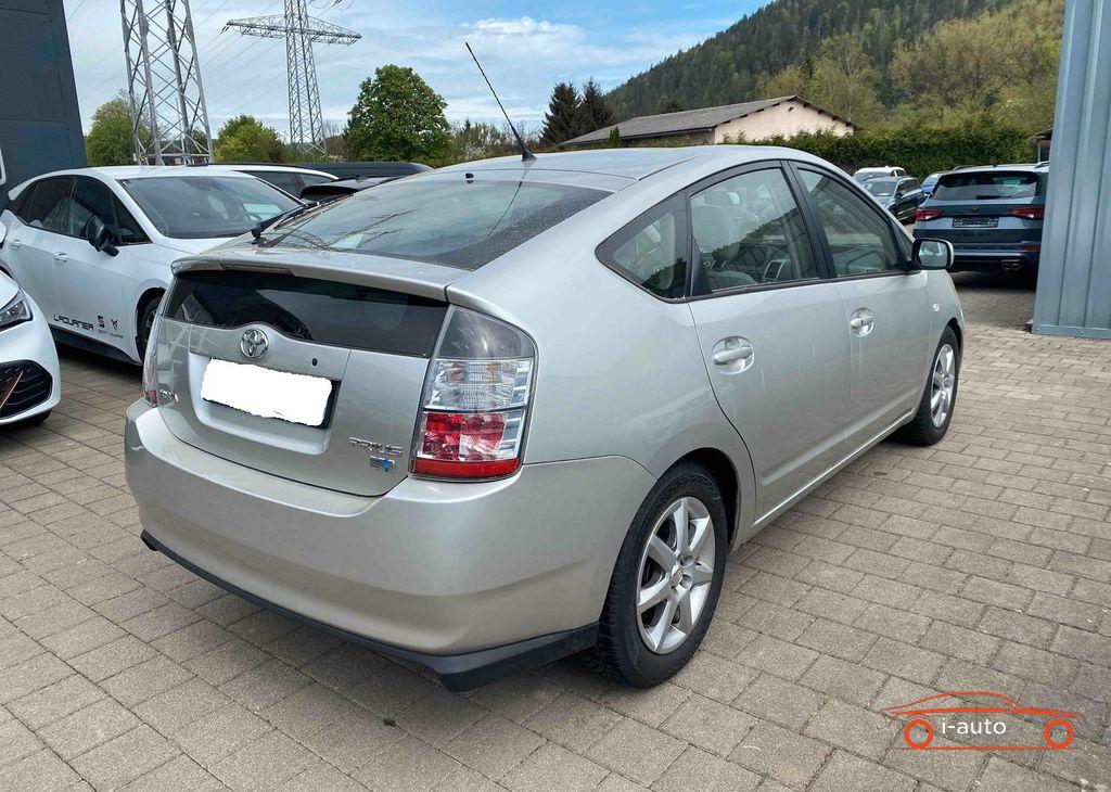 Toyota Prius 1.5 Executive za 7810€