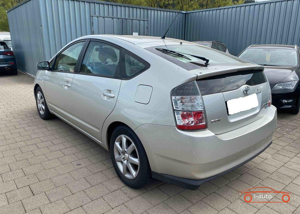 Toyota Prius 1.5 Executive za 7810€