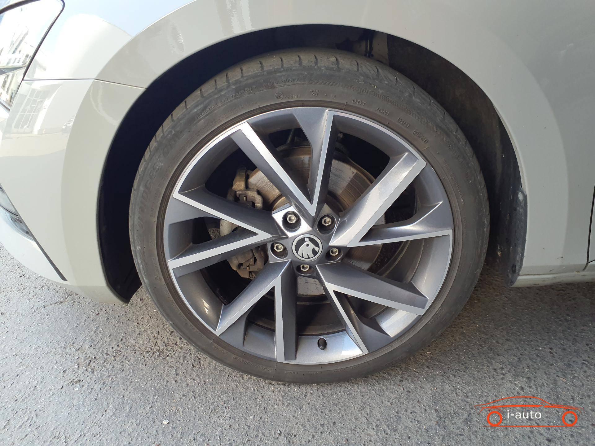 Skoda Superb Combi 1.4 TSI Hybrid Sportline za 29000€