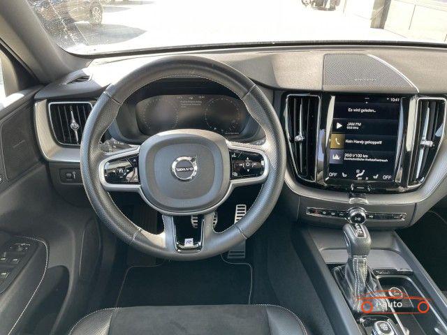 Volvo XC60 T6 AWD R-Design za 32800€