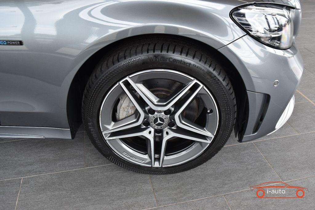 Mercedes-Benz C 300de T AMG-Line za 29730€