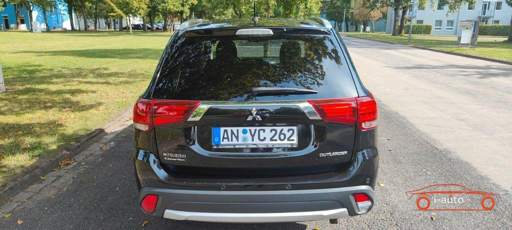 Mitsubishi Outlander 2.2 DI-D Plus ClearTec 2WD Plus za 16710€