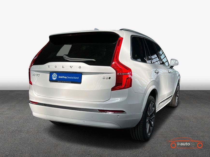 Volvo XC90 B5 AWD Plus-Bright za 57600€