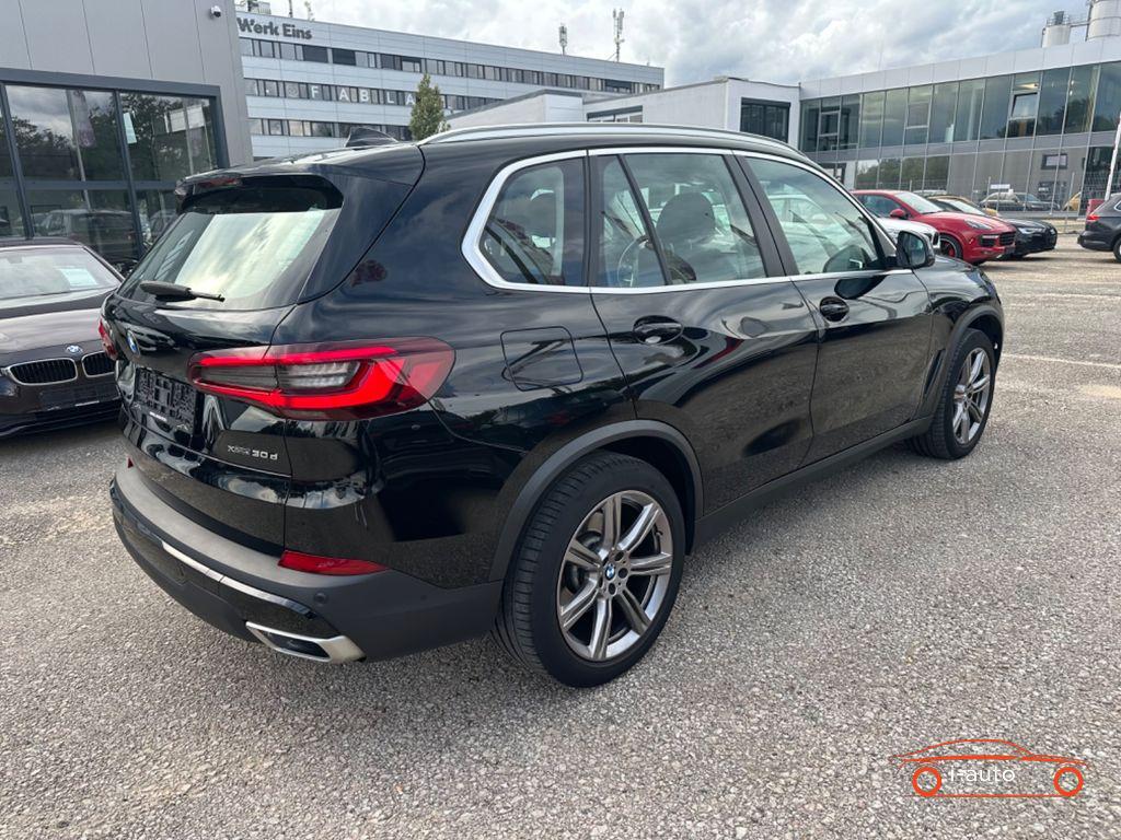 BMW X5 xDrive30d za 46300€