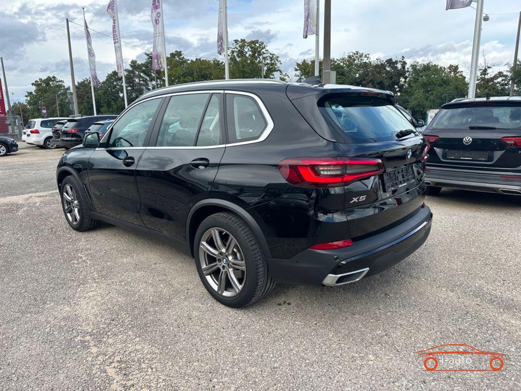 BMW X5 xDrive30d za 46300€