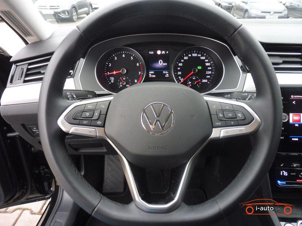 Volkswagen Passat Variant 1.5 TSI DSG Business za 28200€