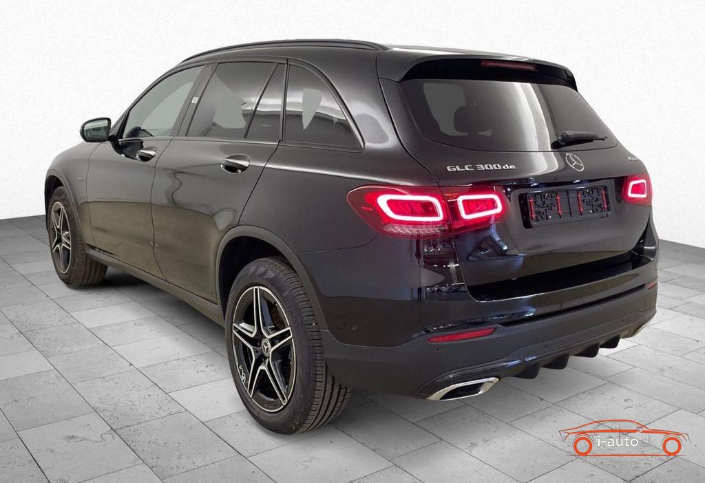 Mercedes-Benz GLC 300de 4Matic AMG za 39900€