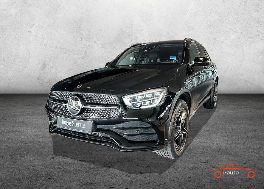 Mercedes-Benz GLC 300de 4Matic AMG za 42 000