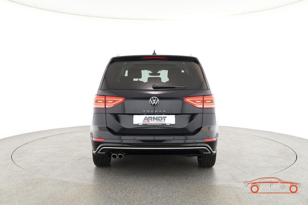 Volkswagen Touran 2.0 TDI DSG Highline R-Line za 43700€