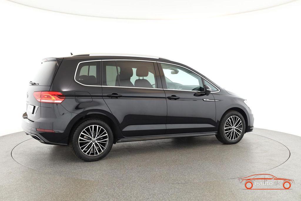 Volkswagen Touran 2.0 TDI DSG Highline R-Line za 43700€