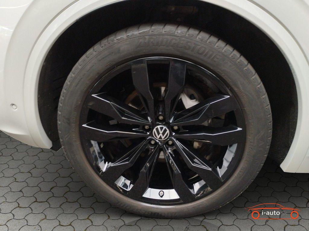 Volkswagen Touareg 3.0 TDI 4MOTION R-Line za 58300€