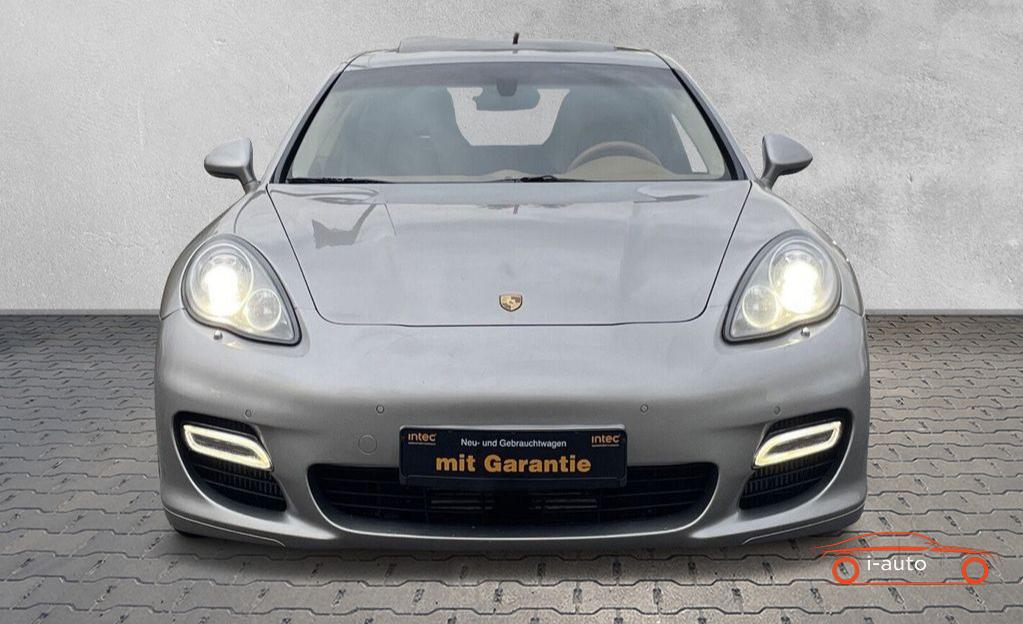 Porsche Panamera Turbo CHRONO za 26200€