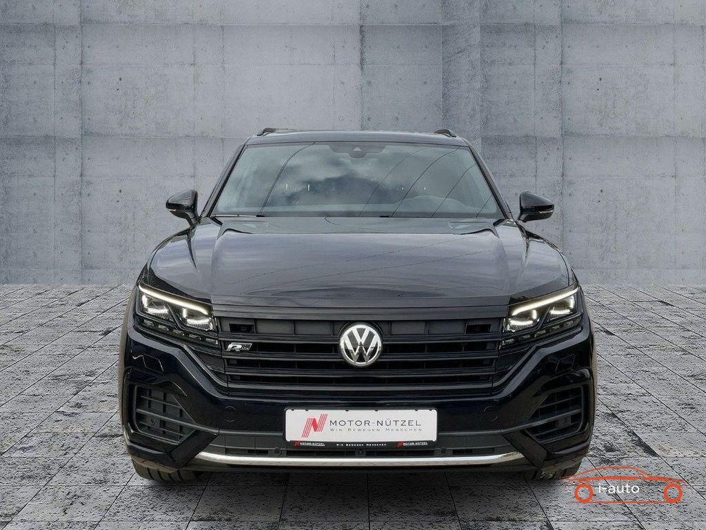 Volkswagen Touareg 3.0 TDI 4Motion R-line za 56100€