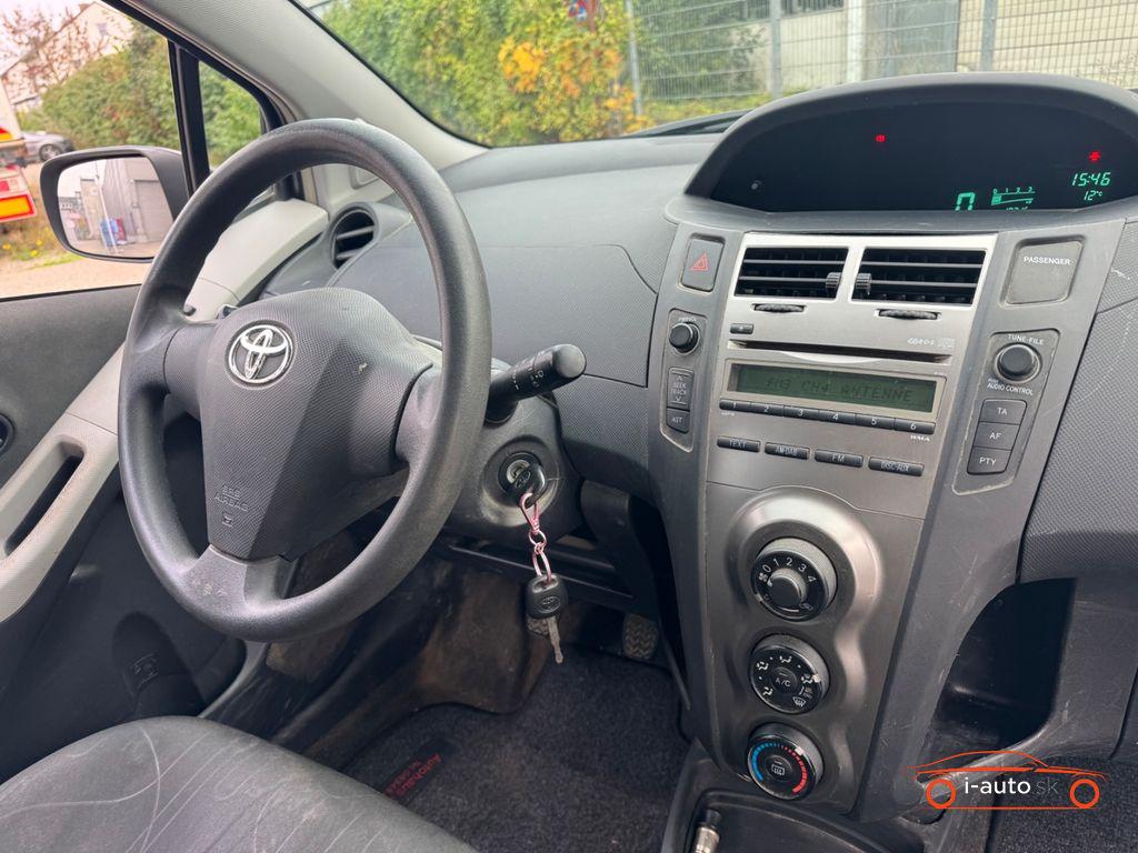 Toyota Yaris 1.3 VVT-i za 5500€