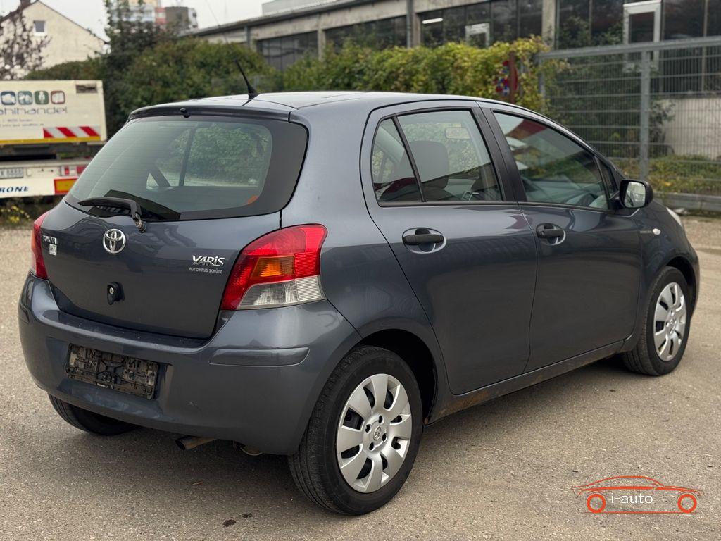 Toyota Yaris 1.3 VVT-i za 5500€