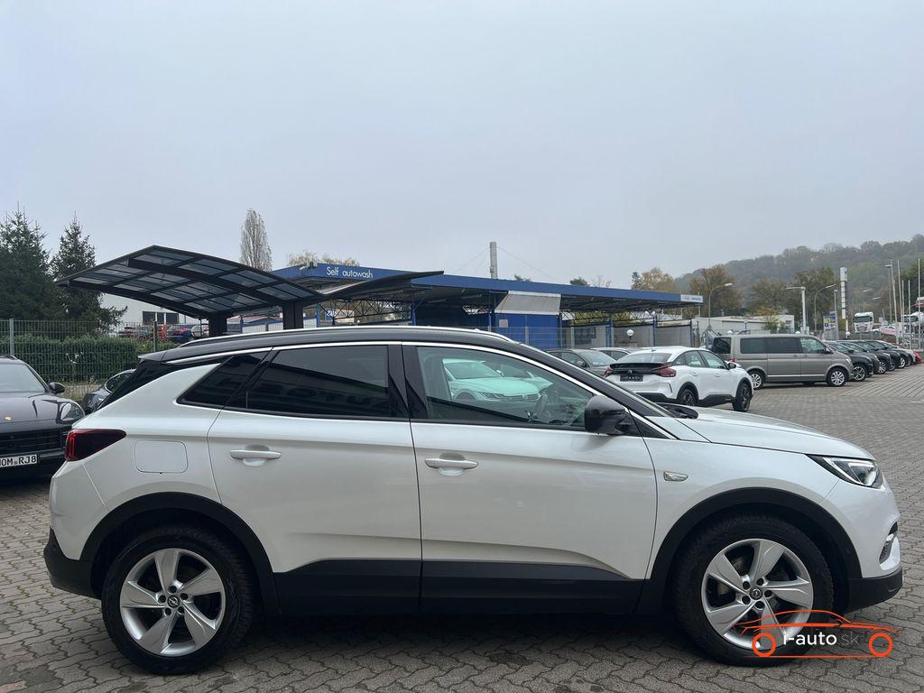 Opel Grandland 2.0 CDTi za 16000€