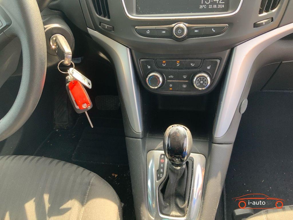 Opel Zafira C 2.0 CDTI Edition za 10500€