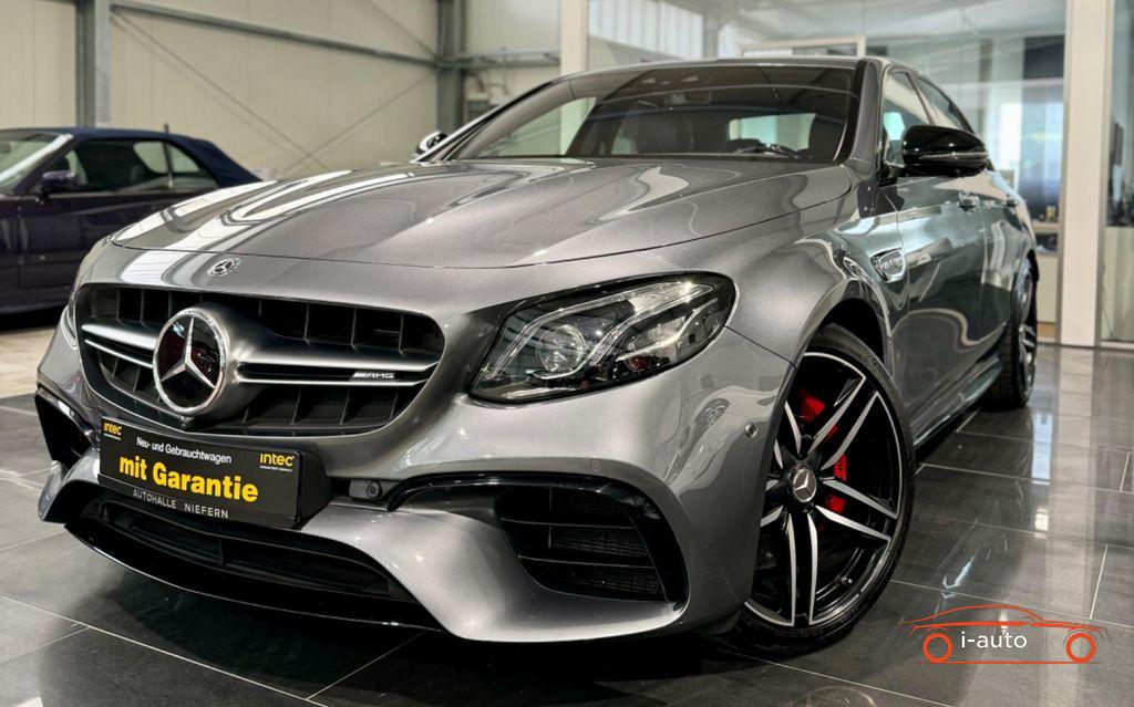 Mercedes-Benz E 63 S AMG 4Matic za 74 000.00€