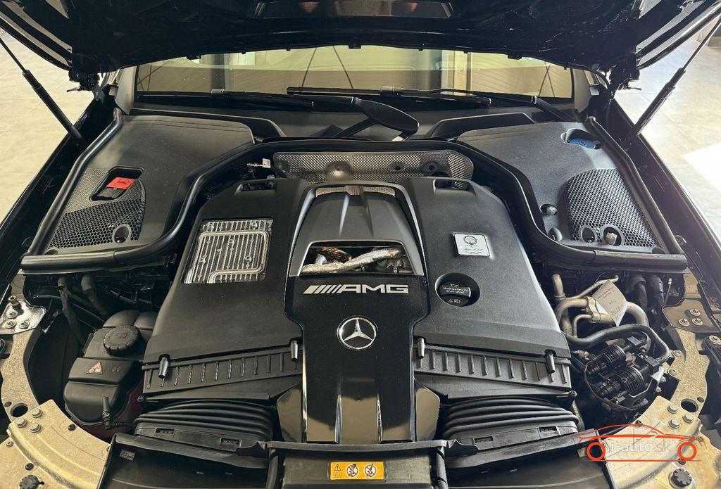 Mercedes-Benz E 63 S AMG 4Matic za 79500€