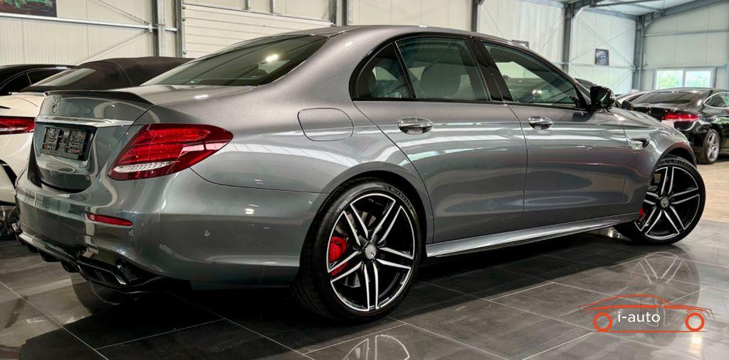 Mercedes-Benz E 63 S AMG 4Matic za 74000€