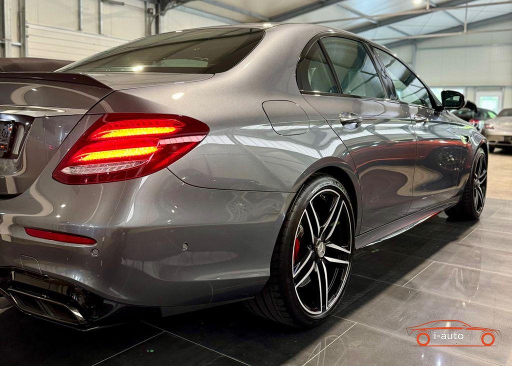 Mercedes-Benz E 63 S AMG 4Matic za 74000€